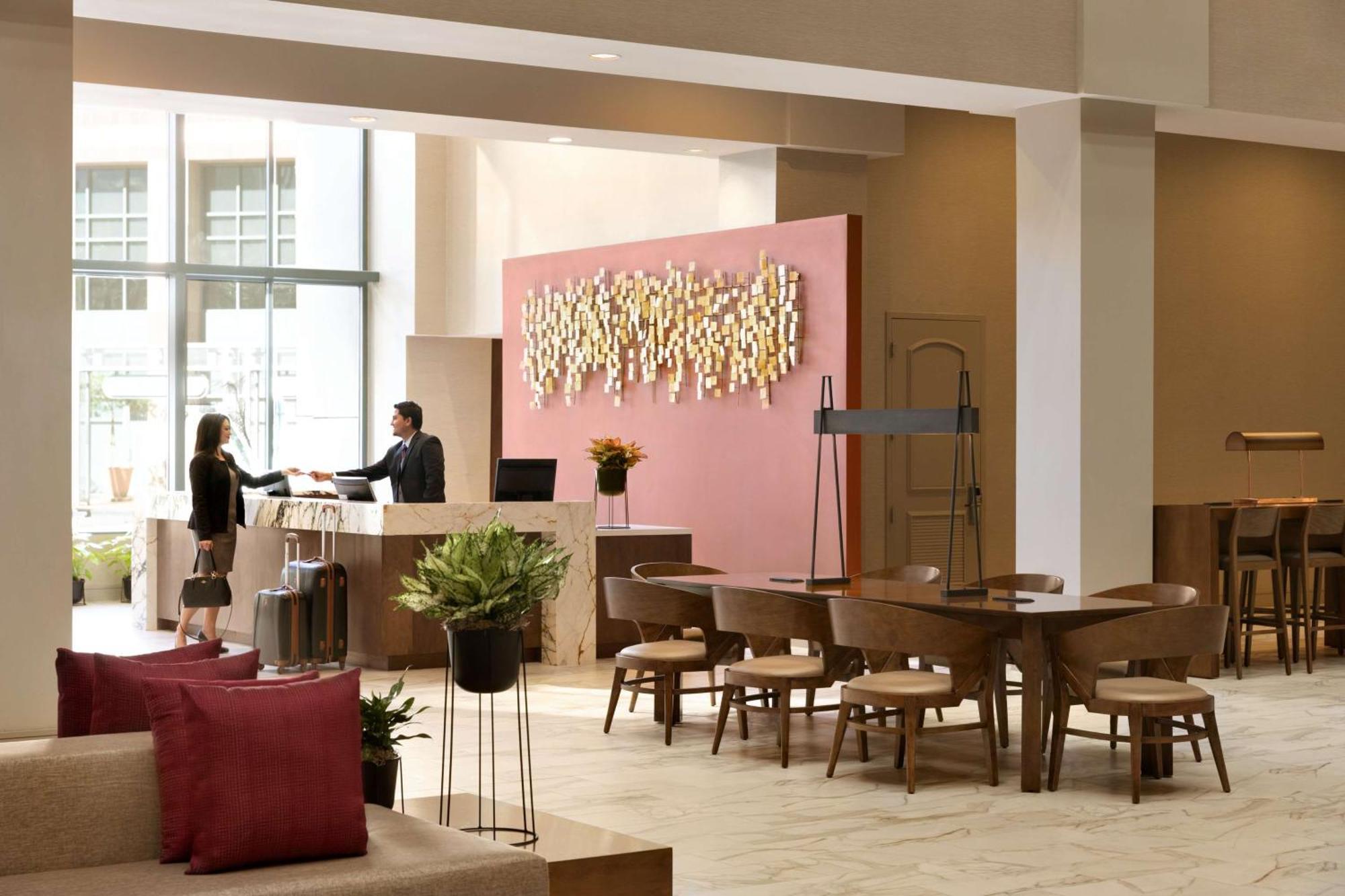 Embassy Suites By Hilton Phoenix Downtown North Buitenkant foto